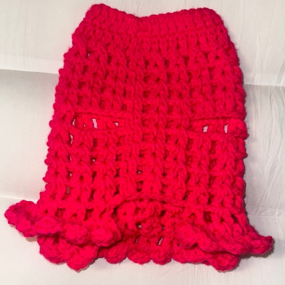 Handmade Pink Crochet dog dress with Bow - Picture 3 of 6